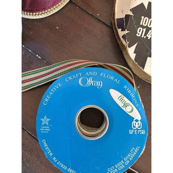 VTG Christmas Holiday Gift Wrapping PLAID Ribbon Rolls RED GOLD Satin Lot 10 - Picture 10 of 15